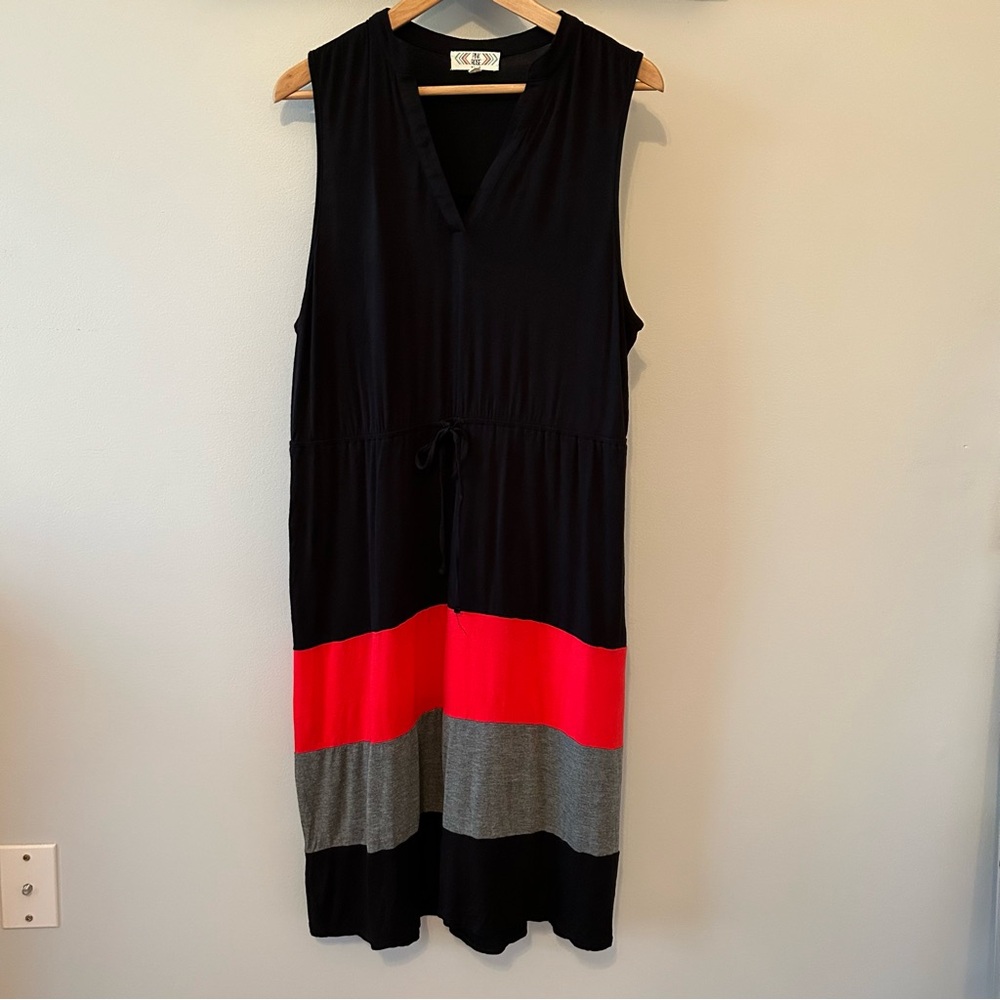 Pink Rose brand red/black colorblock knit dress, drawstring waist. EUC, size 1X